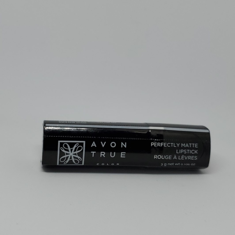 Avon True Color Perfectly Matte Lipstick Coral Fev